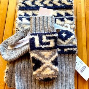 NWT Fair isle CrewCuts mitten and scarf set